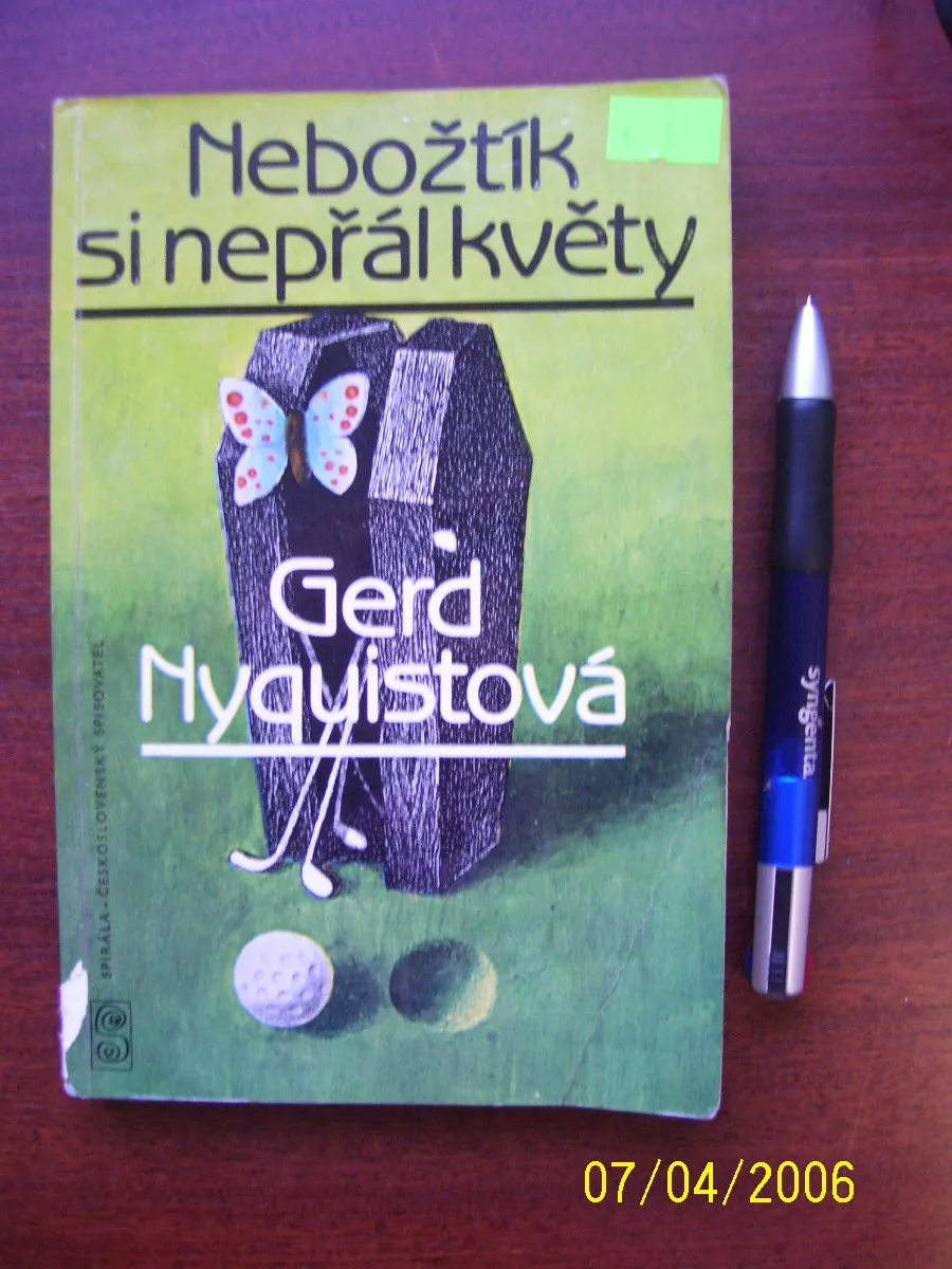 Nebožtík si nepřál květy