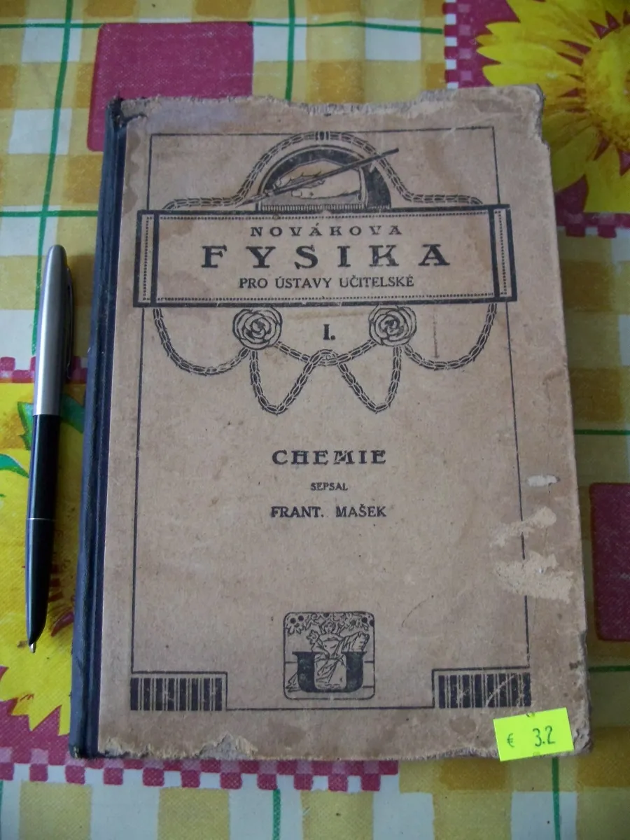 Novákova Fysika pro ústavy učitelské