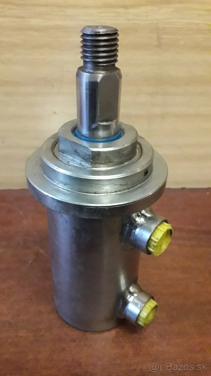 Hydraulický valec ø60/91mm 2xM16x1,5 oska M20, prírubový