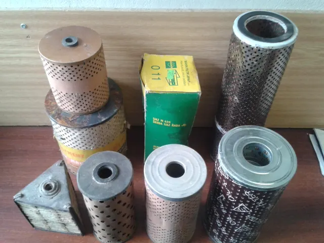 Vlozky filtrov vzduchovych, olejovych, palivovych a hydraulickych