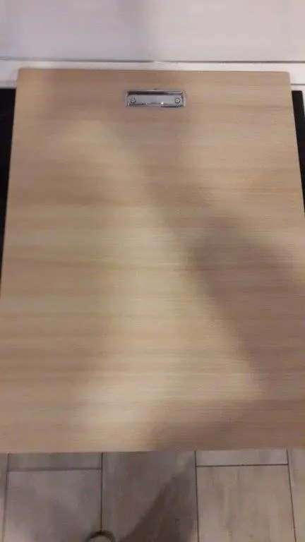 Nástenka 48x60cm svetlý dub nová 2x záves 6ks po 9€Nástenka 48x60cm svetlý dub nová 2x záves 6ks po 9€