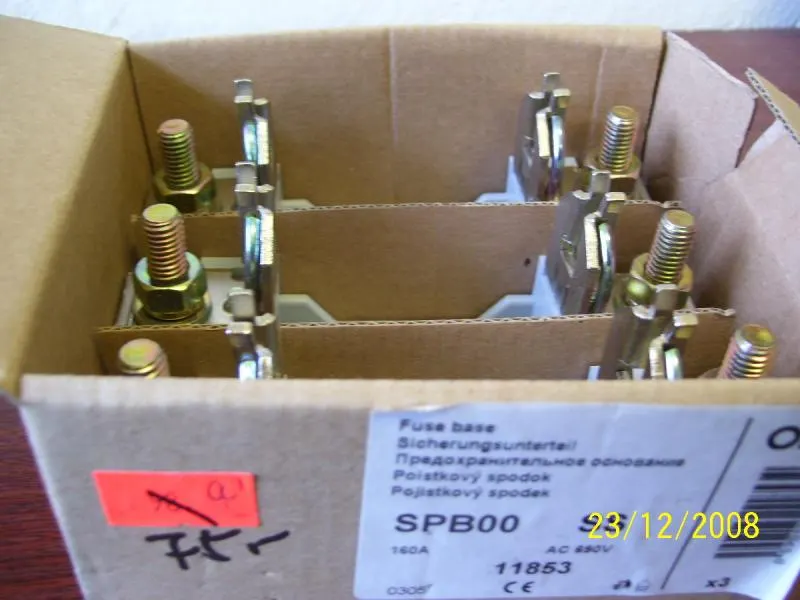 Poistkový spodok SPBOO