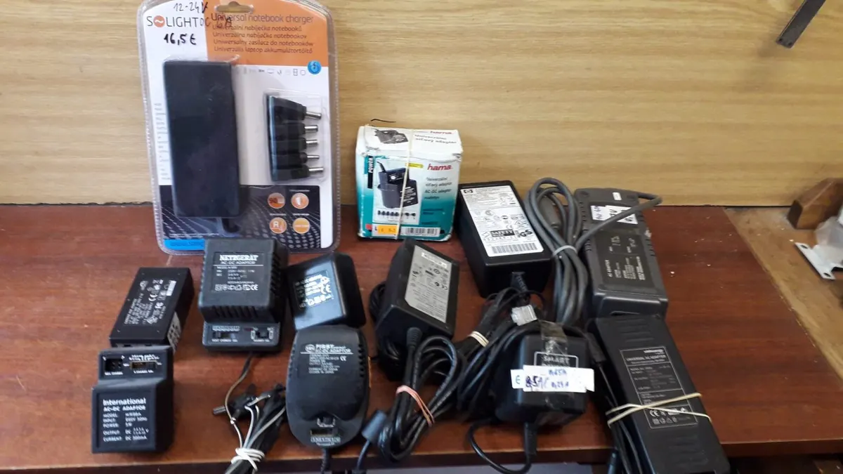 Adaptéry sieťové združené (viac voltáží)