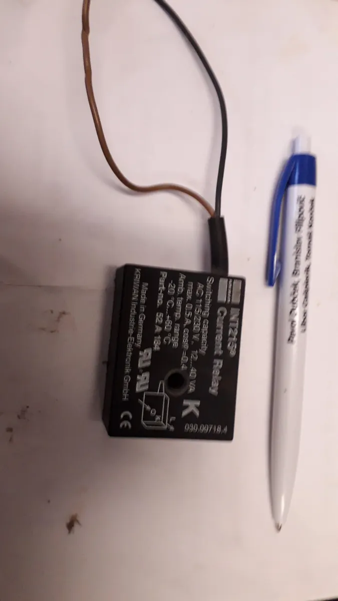 Prúdové relé kriwan Typ INT 215 115/230V 40VA 0,5A 14€