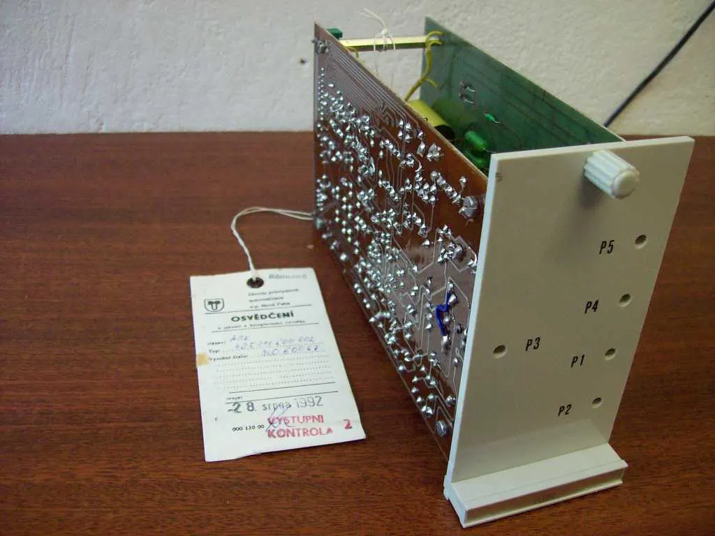 Panel regulačný