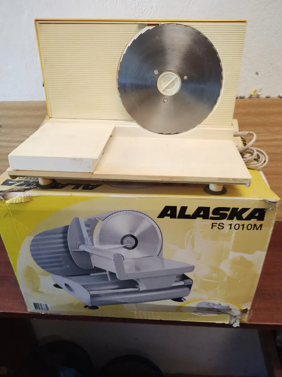 Krájače elektrické aj mechanické