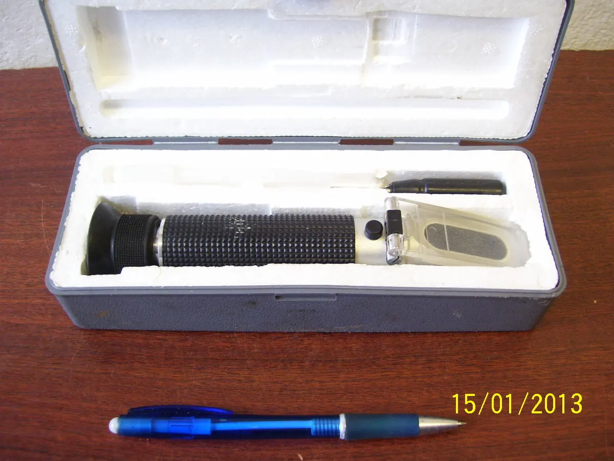 Refractometer prenosný