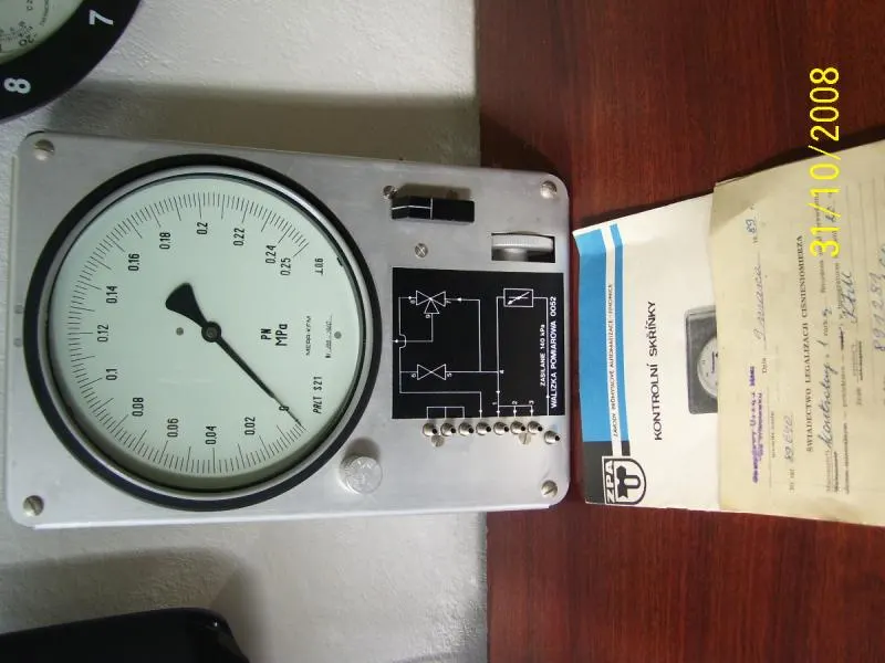 Kontrolný manometer
