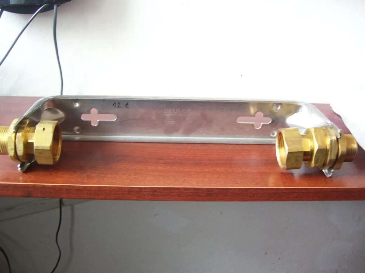 Držiak vodomeru 5/4″