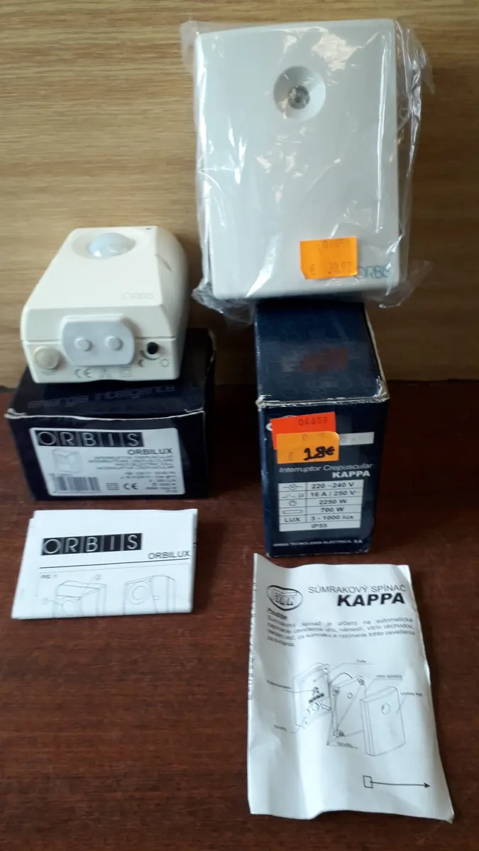 Súmrakové stmievače Orbis 240V
