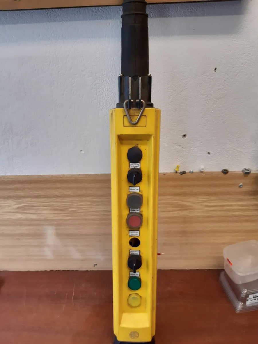 Dialkový ovládač žeriavu 2xLED