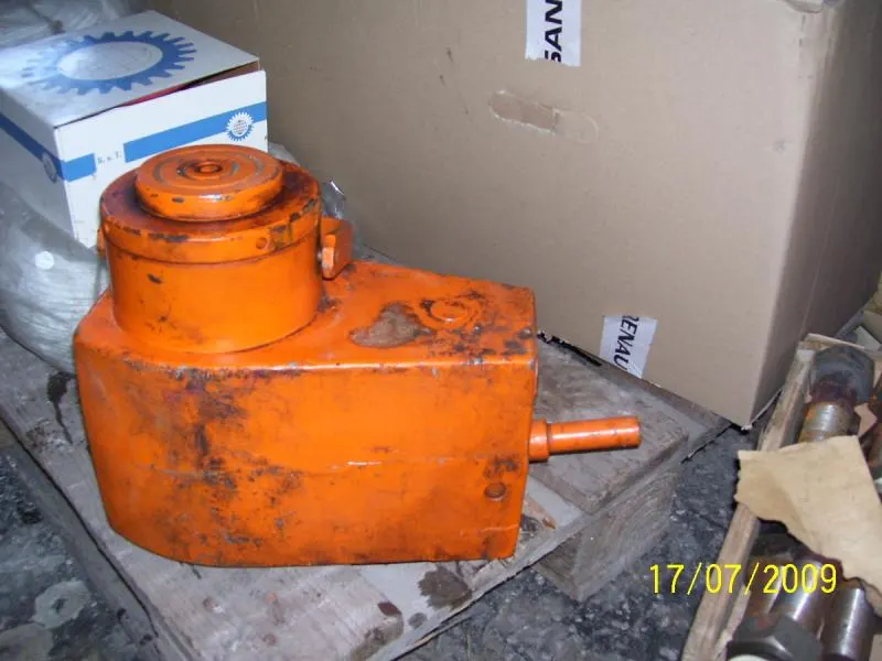 zdvihák hydraulický