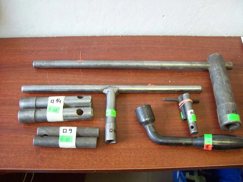 Nástrčné kľúče na štvorhrany