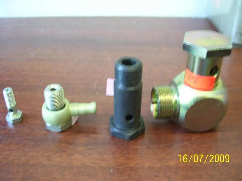 Holendre M8-27