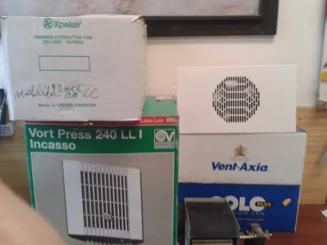 Ventilátory 230V radiálne ; špeciálne :
