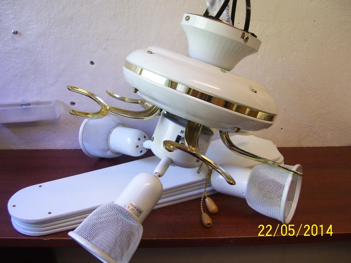 Ventilátor stropný so svietidlom