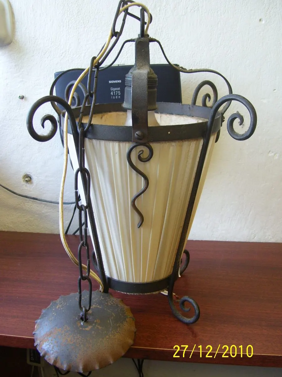 Luster kovaný