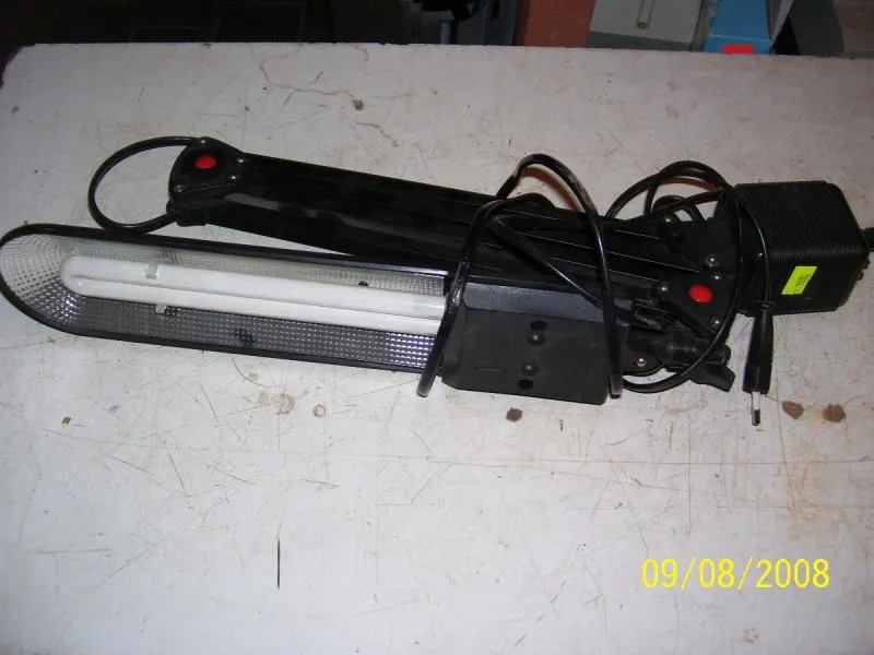 Lampy stolné pružinové