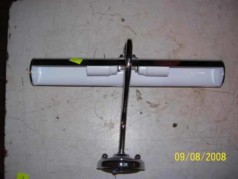 Lampa nástenná