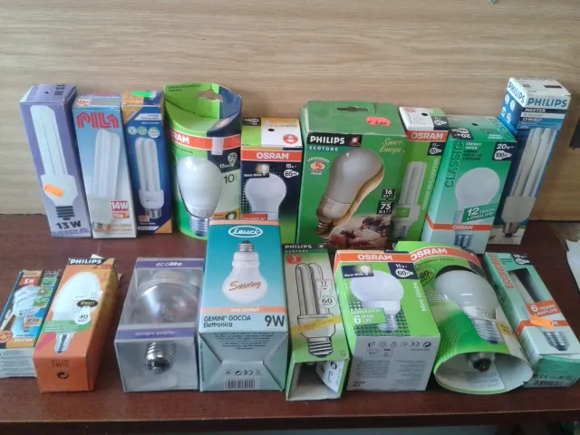 Žiarovky úsporné ,,kompakty“