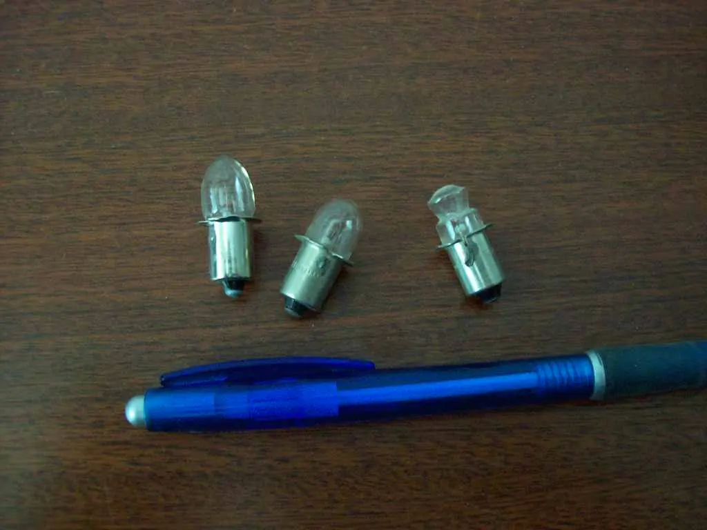 Žiarovky mini s päticou Px13,5 S
