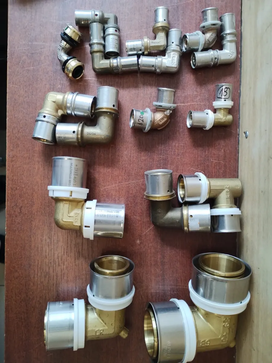 Tvarovky lisovacie ALPEX kolenová 90° Ø16-63mm