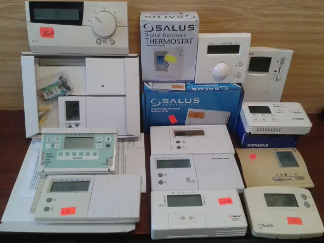 Termostaty bytové analógové aj digitálne (priestorové):