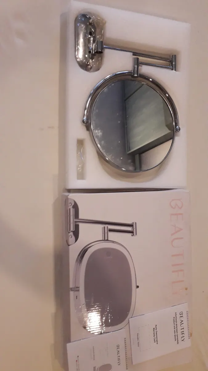 kozmetické zrkadlo Beautifly mirror závesné kĺby klasické aj zväčšovacie (konkávne) osvetlenie 7x Wall LED 15€